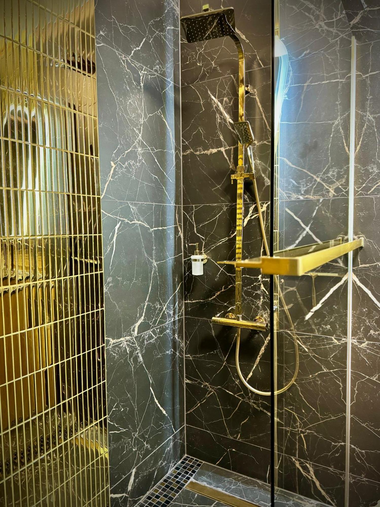 Golden Park Aparthotel Stettin Eksteriør billede